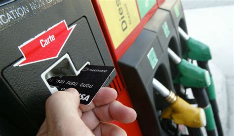 Carte carburant professionnel : l'avantage des cartes pro.